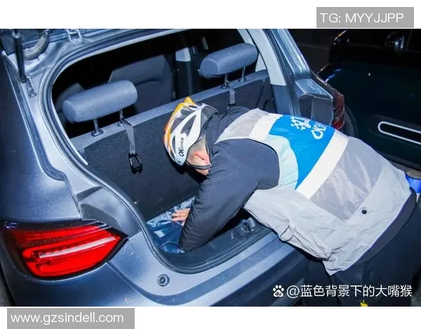 姆巴佩在阿尔科孔市驾校努力考取驾照告别司机代驾生活